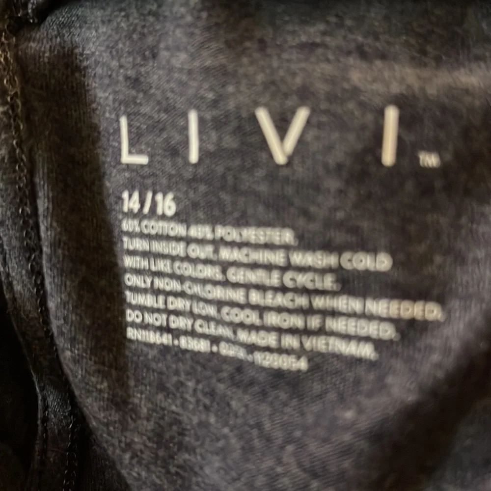 Lane Bryant Livi tshirt - Picture 4 of 4
